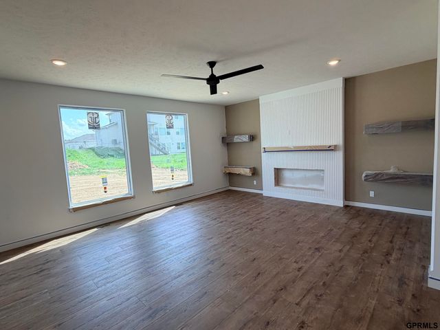 19971 Cinnamon Street, Gretna, NE 68135