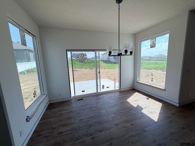 19971 Cinnamon Street, Gretna, NE 68135