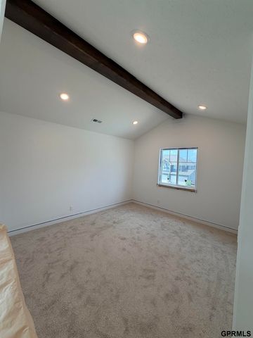 19971 Cinnamon Street, Gretna, NE 68135