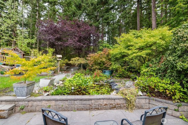 159 E Crescent Harbor Road, Oak Harbor, WA 98277