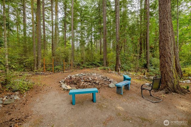 159 E Crescent Harbor Road, Oak Harbor, WA 98277