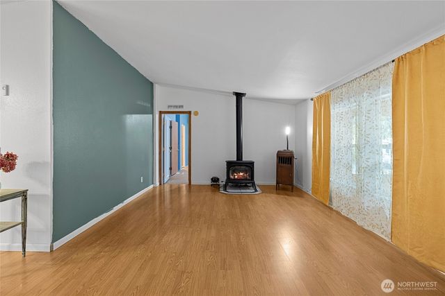 159 E Crescent Harbor Road, Oak Harbor, WA 98277