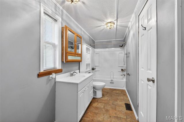 4644 White Ash Drive, High Ridge, MO 63049