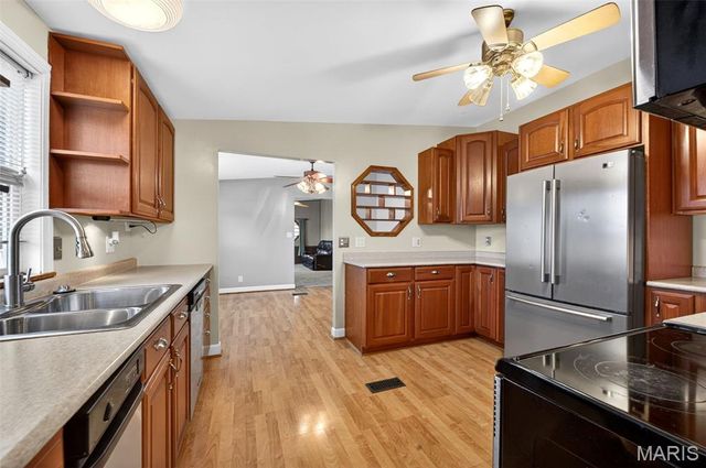 4644 White Ash Drive, High Ridge, MO 63049