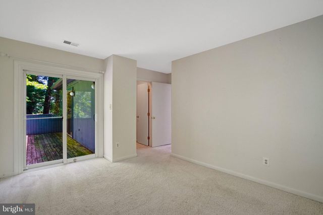 203 W GLENDALE AVE, Alexandria, VA 22301