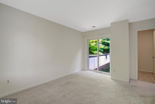 203 W GLENDALE AVE, Alexandria, VA 22301