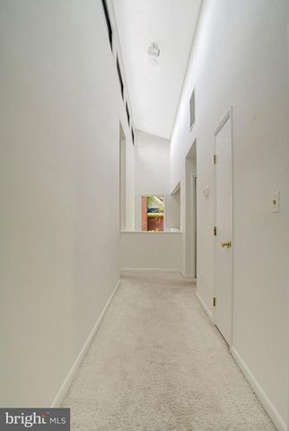 203 W GLENDALE AVE, Alexandria, VA 22301