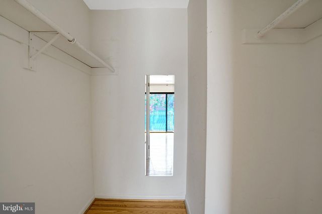 203 W GLENDALE AVE, Alexandria, VA 22301