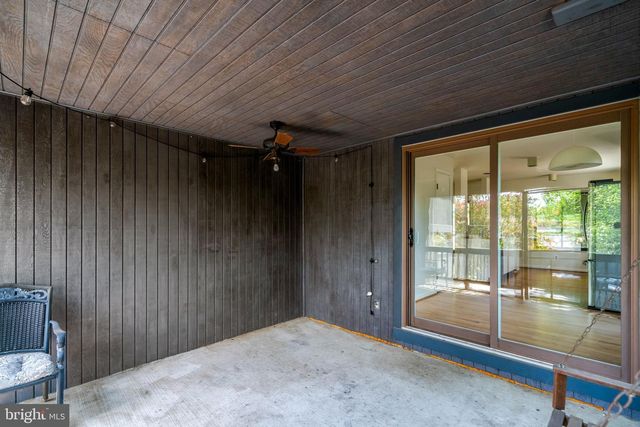 203 W GLENDALE AVE, Alexandria, VA 22301