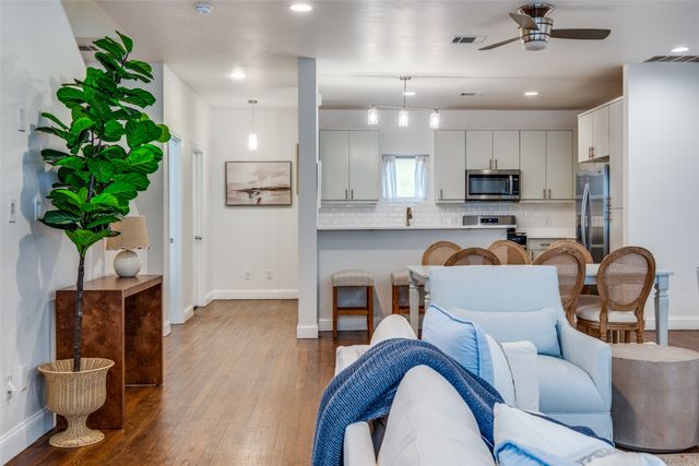 3250 Cambrick Street 16, Dallas, TX 75204