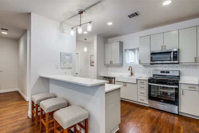 3250 Cambrick Street 16, Dallas, TX 75204