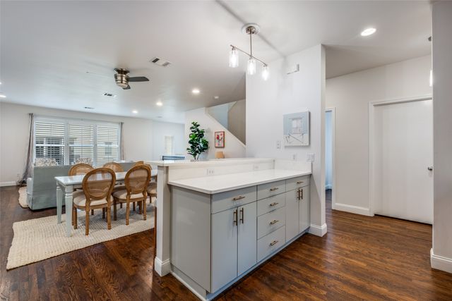 3250 Cambrick Street 16, Dallas, TX 75204