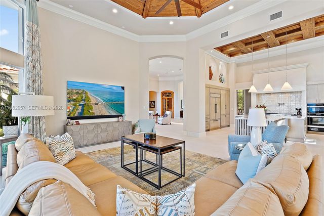 466 Mariner Dr, Jupiter, FL 33477