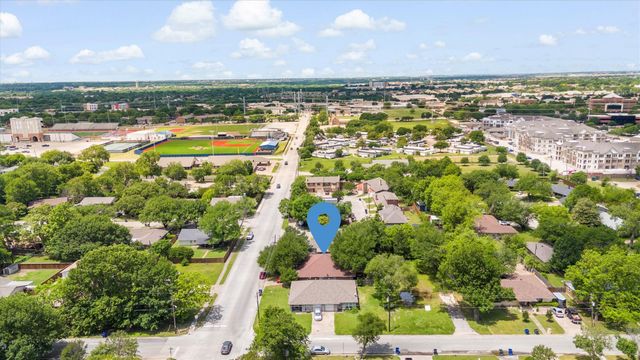 1706 W White Avenue 1704-1706, Mckinney, TX 75069