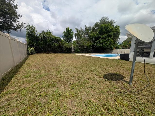 2715 N DELLWOOD DRIVE, Eustis, FL 32726