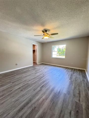 2715 N DELLWOOD DRIVE, Eustis, FL 32726