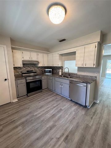 2715 N DELLWOOD DRIVE, Eustis, FL 32726