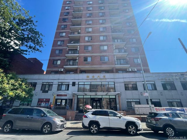 132-26 Avery Avenue 1D, Flushing, NY 11355