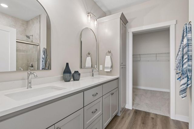 1479 Kenai Place, River Falls, WI 54022