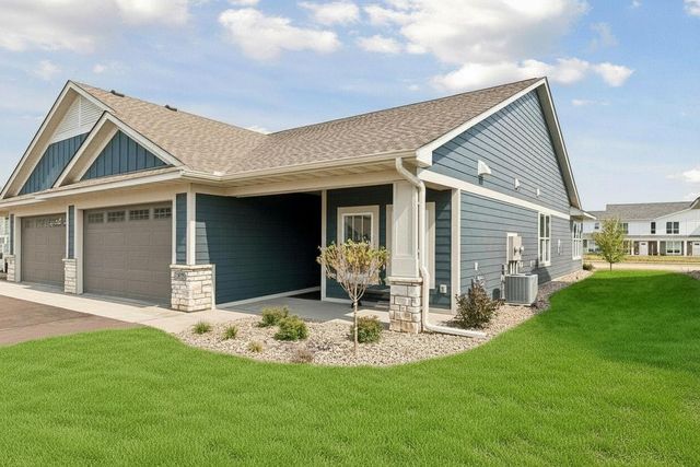 1479 Kenai Place, River Falls, WI 54022