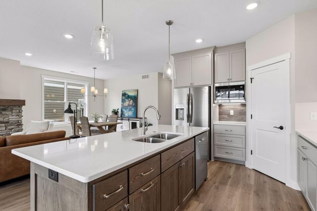 1479 Kenai Place, River Falls, WI 54022