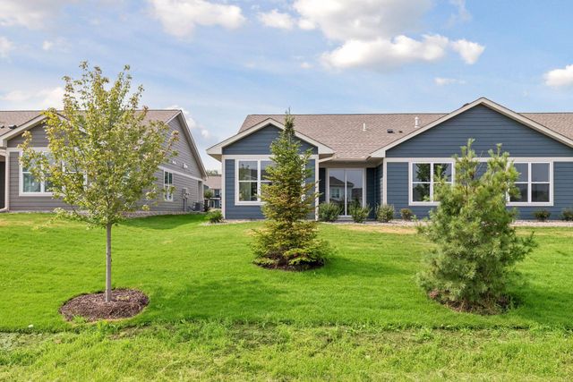 1479 Kenai Place, River Falls, WI 54022