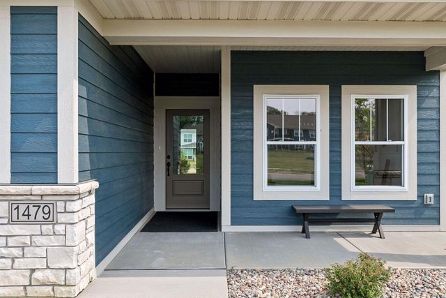 1479 Kenai Place, River Falls, WI 54022
