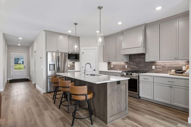 1479 Kenai Place, River Falls, WI 54022