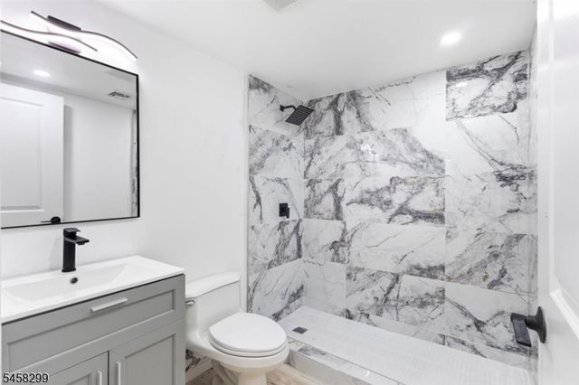 137 Myrtle Ave, Allendale Boro, NJ 07401