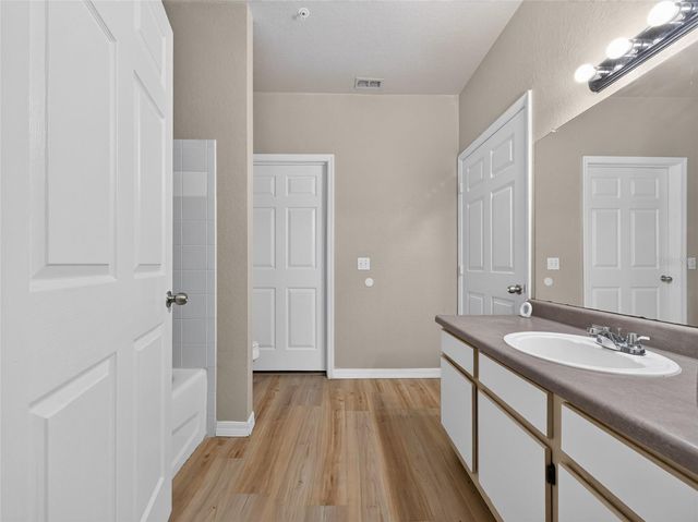 5961 WESTGATE DRIVE 2027, Orlando, FL 32835
