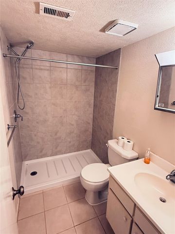 13479 Garden Grove, Houston, TX 77082