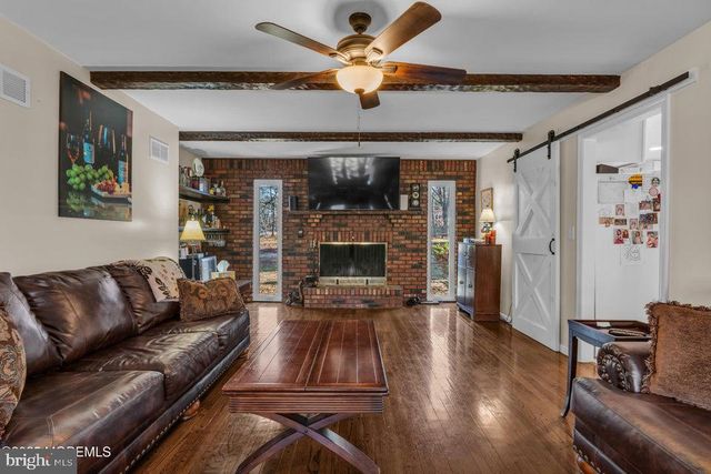 1761 TODD RD, Toms River, NJ 08755