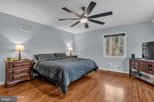 1761 TODD RD, Toms River, NJ 08755