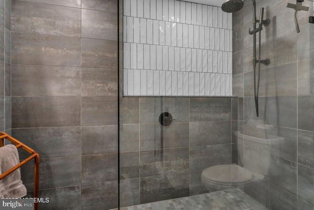 1761 TODD RD, Toms River, NJ 08755