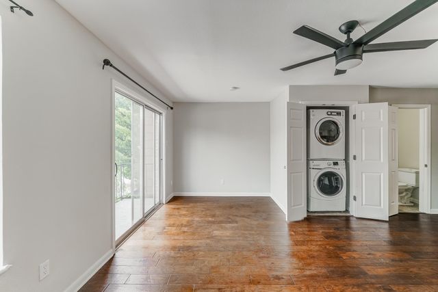 382 N Post Oak Lane 382, Houston, TX 77024