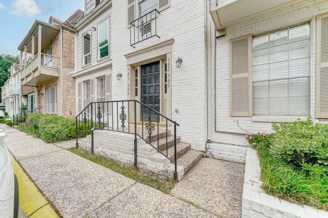 382 N Post Oak Lane 382, Houston, TX 77024