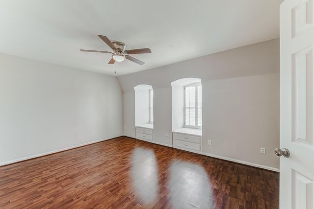 382 N Post Oak Lane 382, Houston, TX 77024