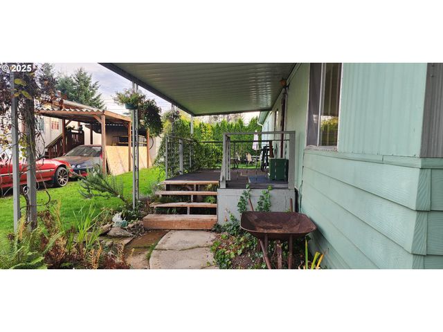 8403 Ne ST JOHNS Rd, Vancouver, WA 98665