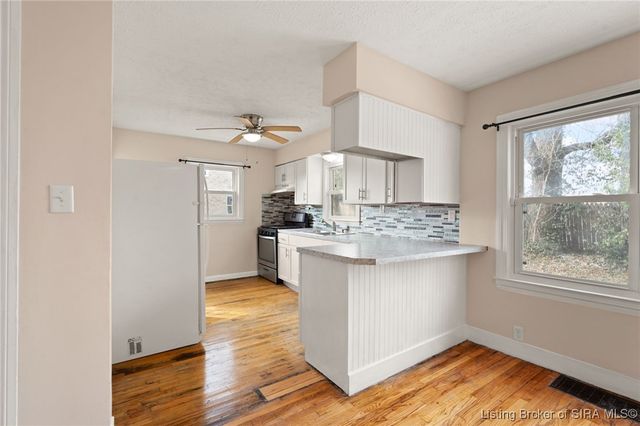 2109 Wood Avenue, New Albany, IN 47150