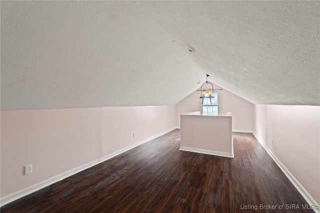 2109 Wood Avenue, New Albany, IN 47150