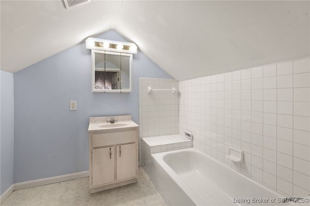 2109 Wood Avenue, New Albany, IN 47150