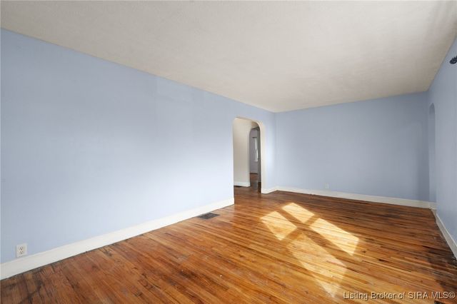 2109 Wood Avenue, New Albany, IN 47150