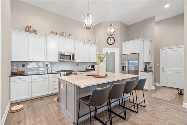 6474 Barth Road, Shawnee, KS 66226