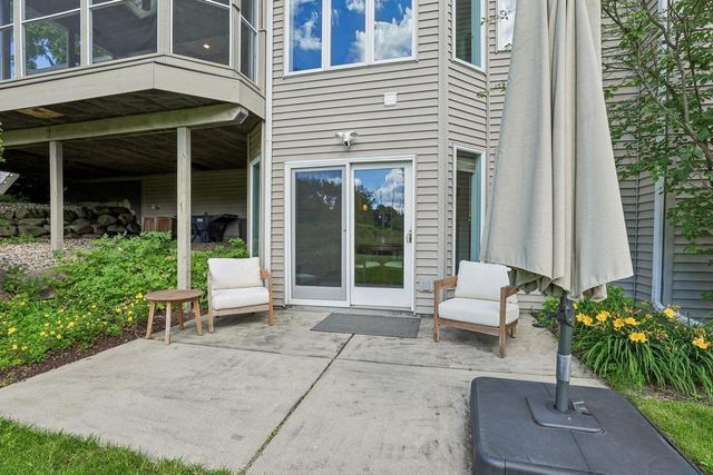 902 N Fairbrook Drive, Waunakee, WI 53597