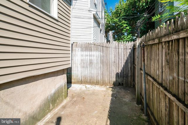 2271 E CAMBRIA ST, Philadelphia, PA 19134