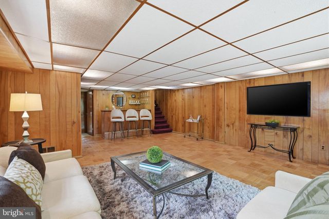 9230 CRISPIN ST, Philadelphia, PA 19114