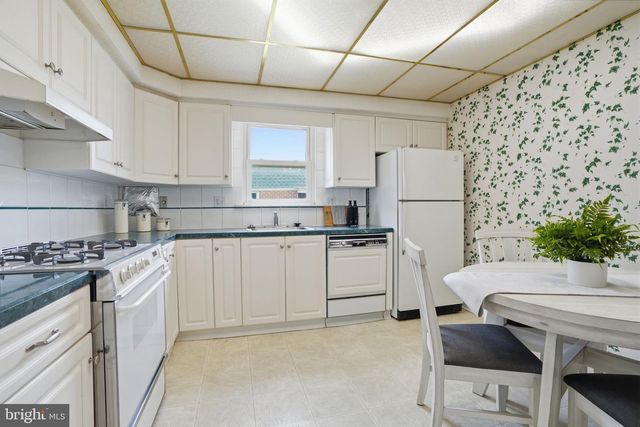 9230 CRISPIN ST, Philadelphia, PA 19114