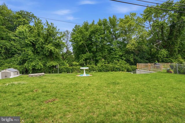 9230 CRISPIN ST, Philadelphia, PA 19114