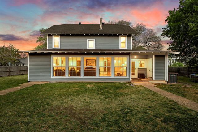 2326 Parrott Avenue, Waco, TX 76707