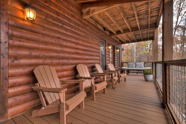 840 Deer Crest Road, Blue Ridge, GA 30513